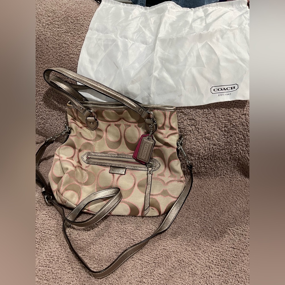 Coach Crossbody with dustbag